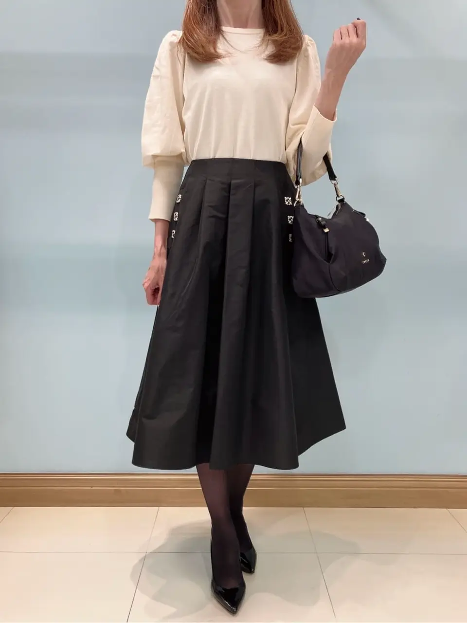  𝓕 コーディネート画像