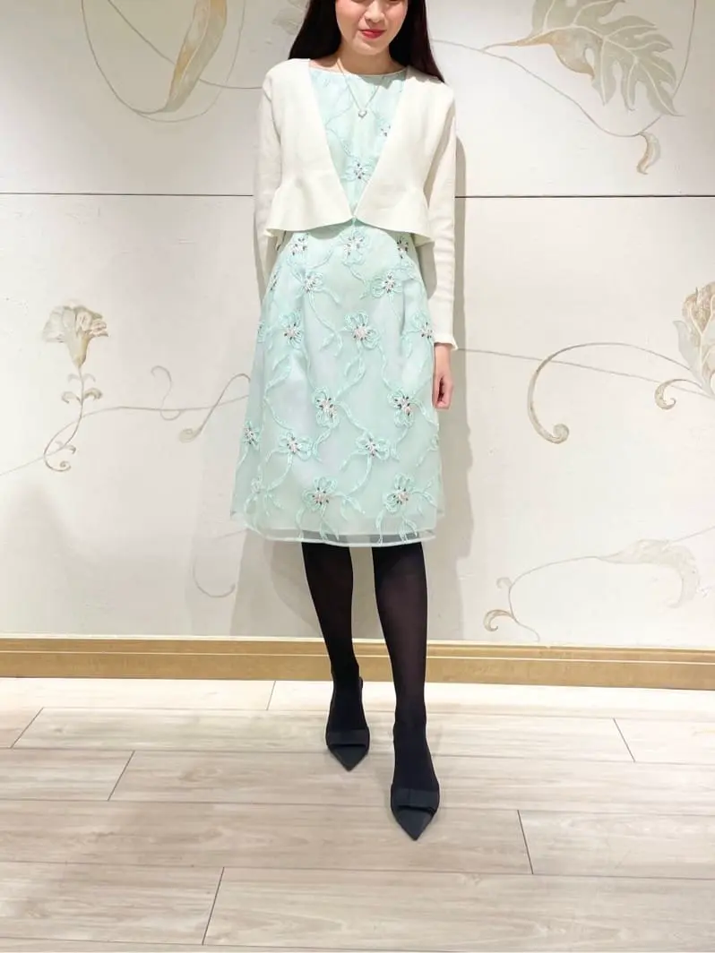  スタッフY コーディネート画像