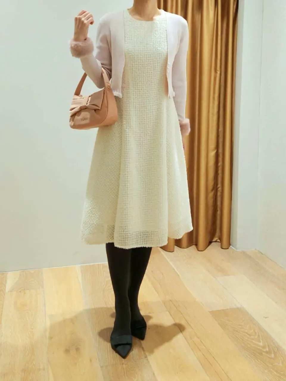  スタッフf コーディネート画像