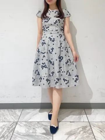 TOCCA スタッフT コーディネート画像