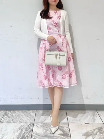 TOCCA スタッフT コーディネート画像