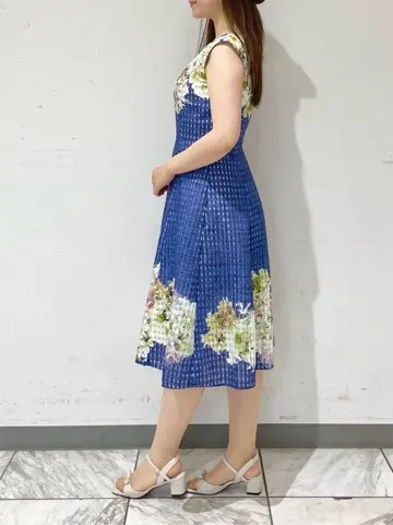 TOCCA スタッフT コーディネート画像