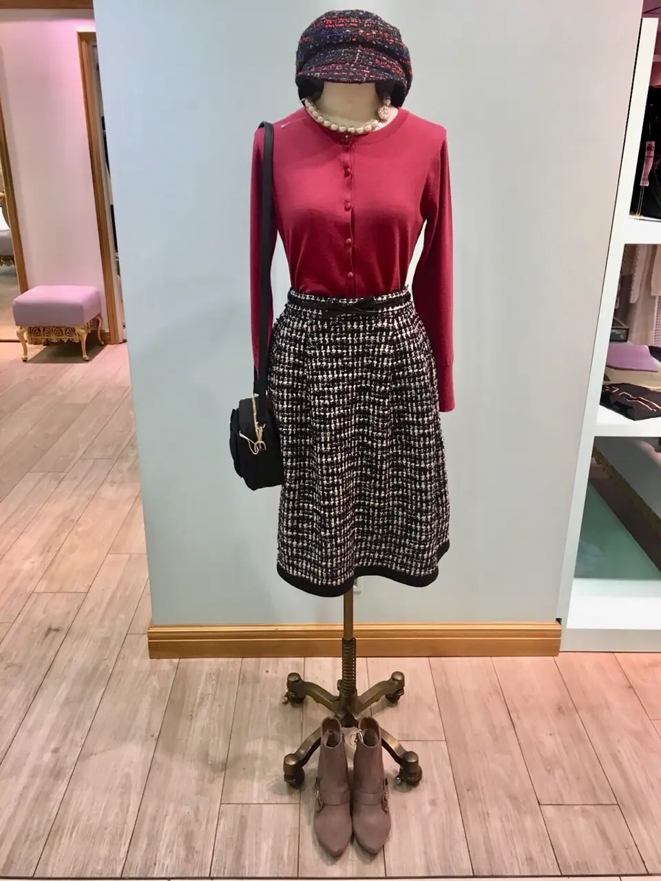  スタッフY コーディネート画像