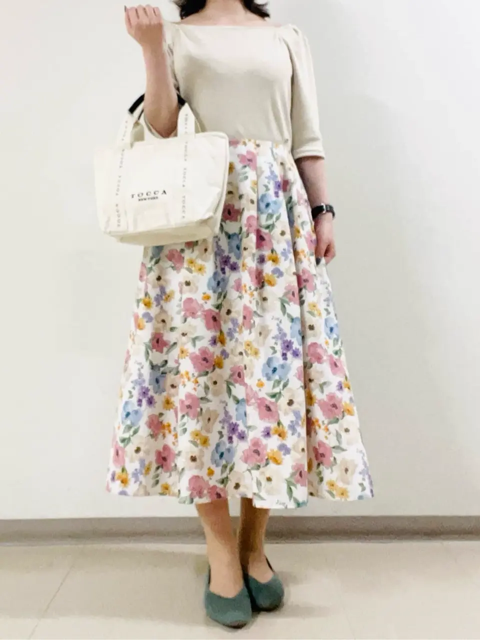 TOCCA スタッフT コーディネート画像