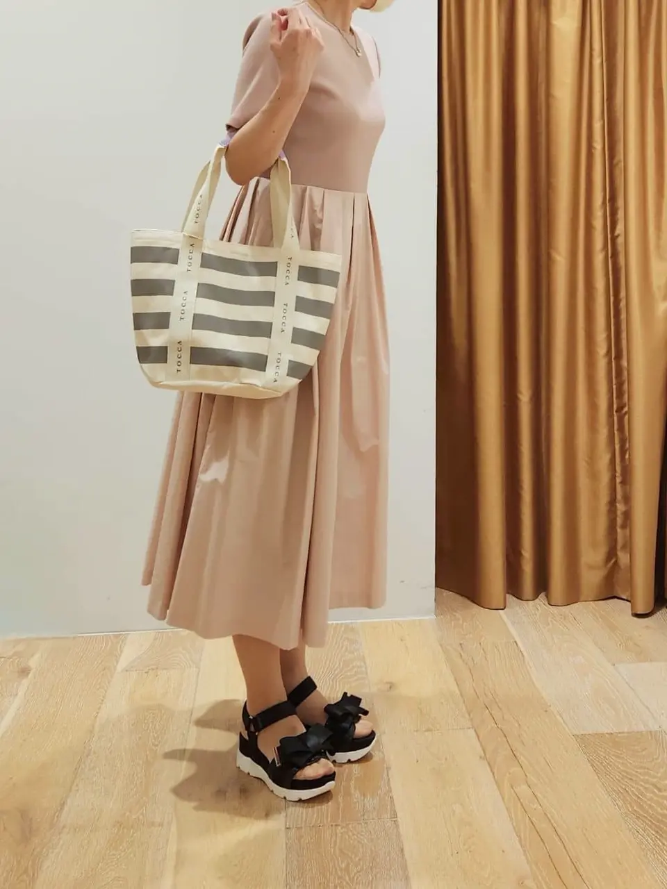 TOCCA スタッフf コーディネート画像