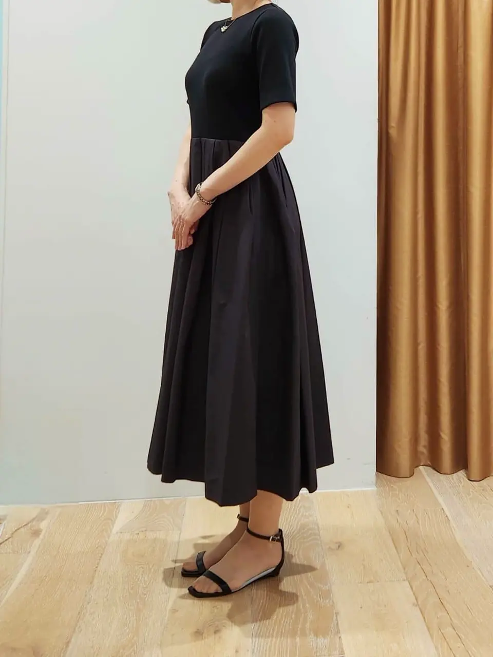 TOCCA スタッフf コーディネート画像