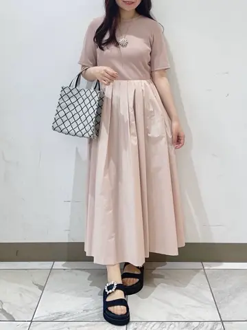 TOCCA スタッフT コーディネート画像