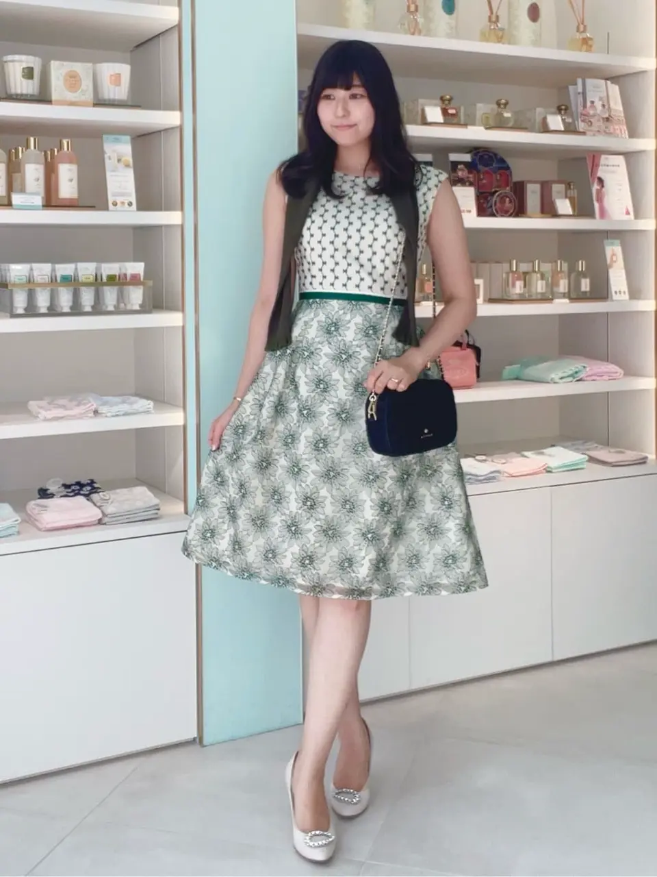  スタッフ ｍ コーディネート画像