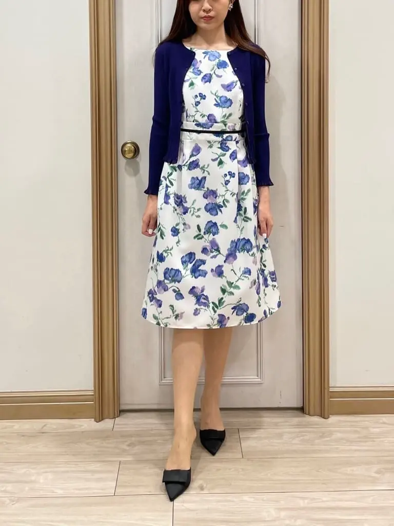  スタッフY コーディネート画像