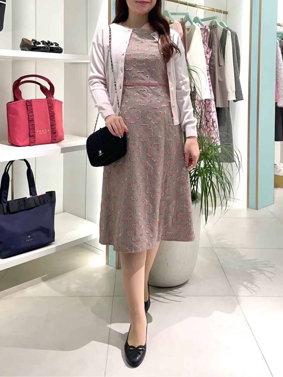 TOCCA スタッフT コーディネート画像