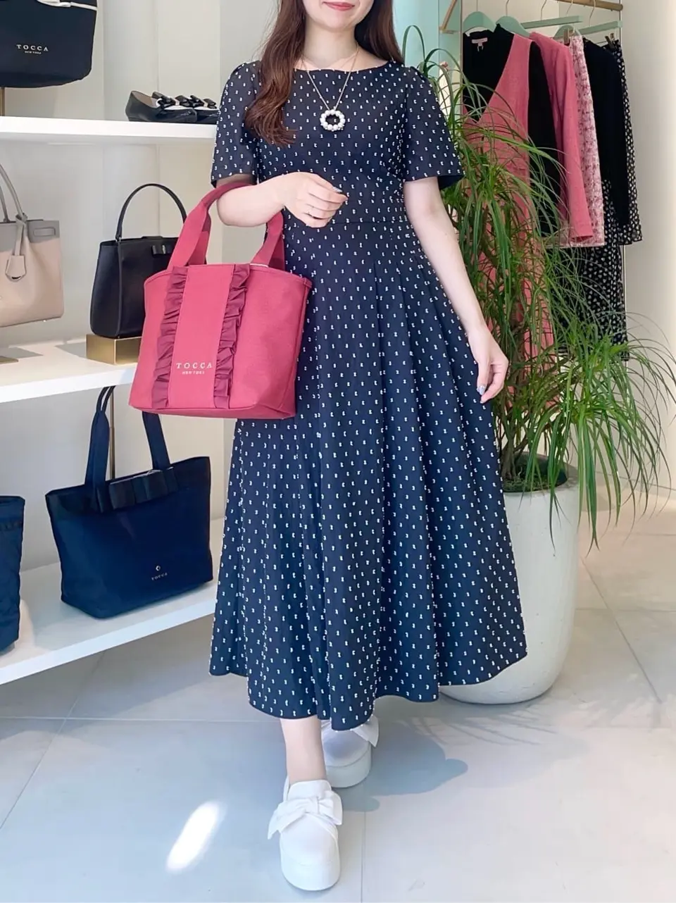 TOCCA スタッフT コーディネート画像