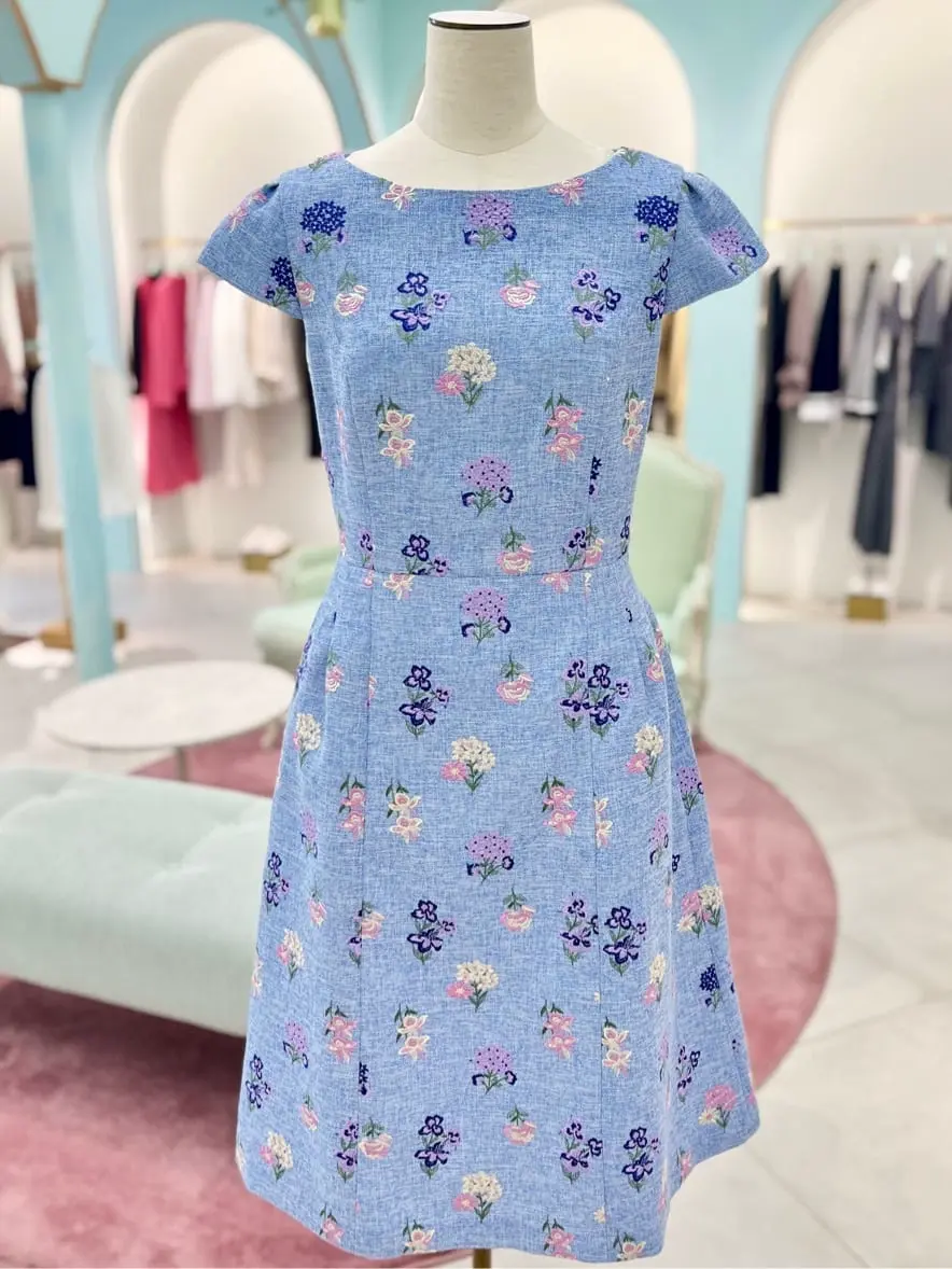 TOCCA スタッフT コーディネート画像