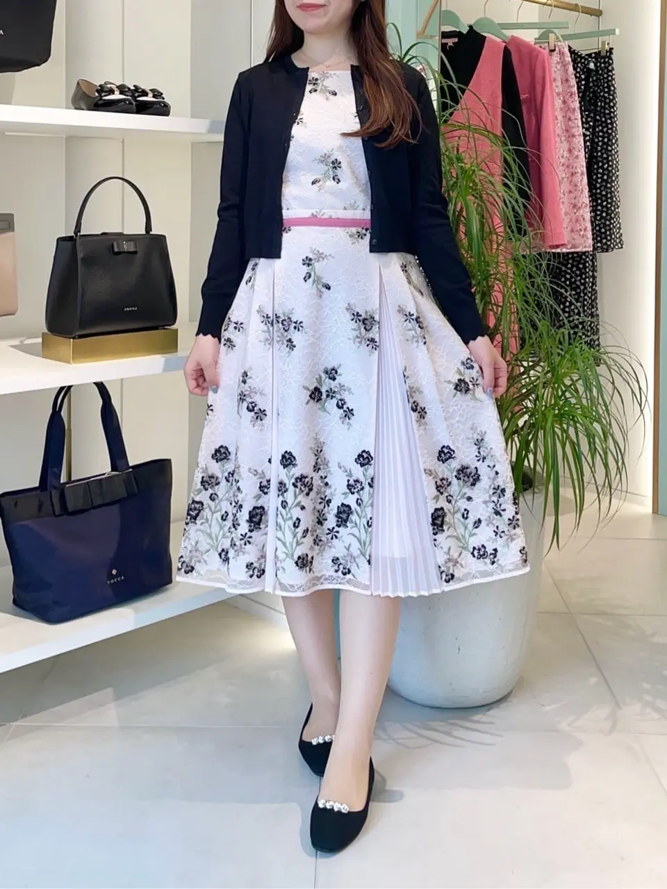 TOCCA スタッフT コーディネート画像