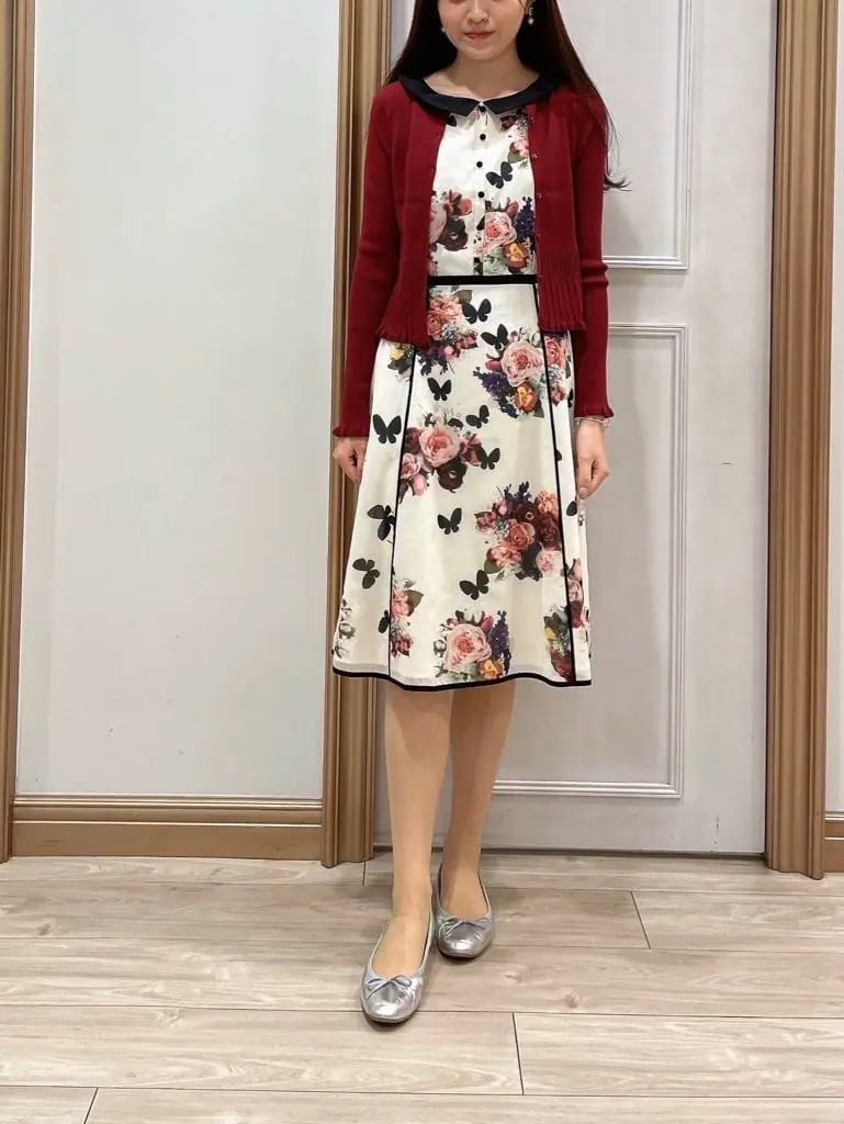  スタッフY コーディネート画像