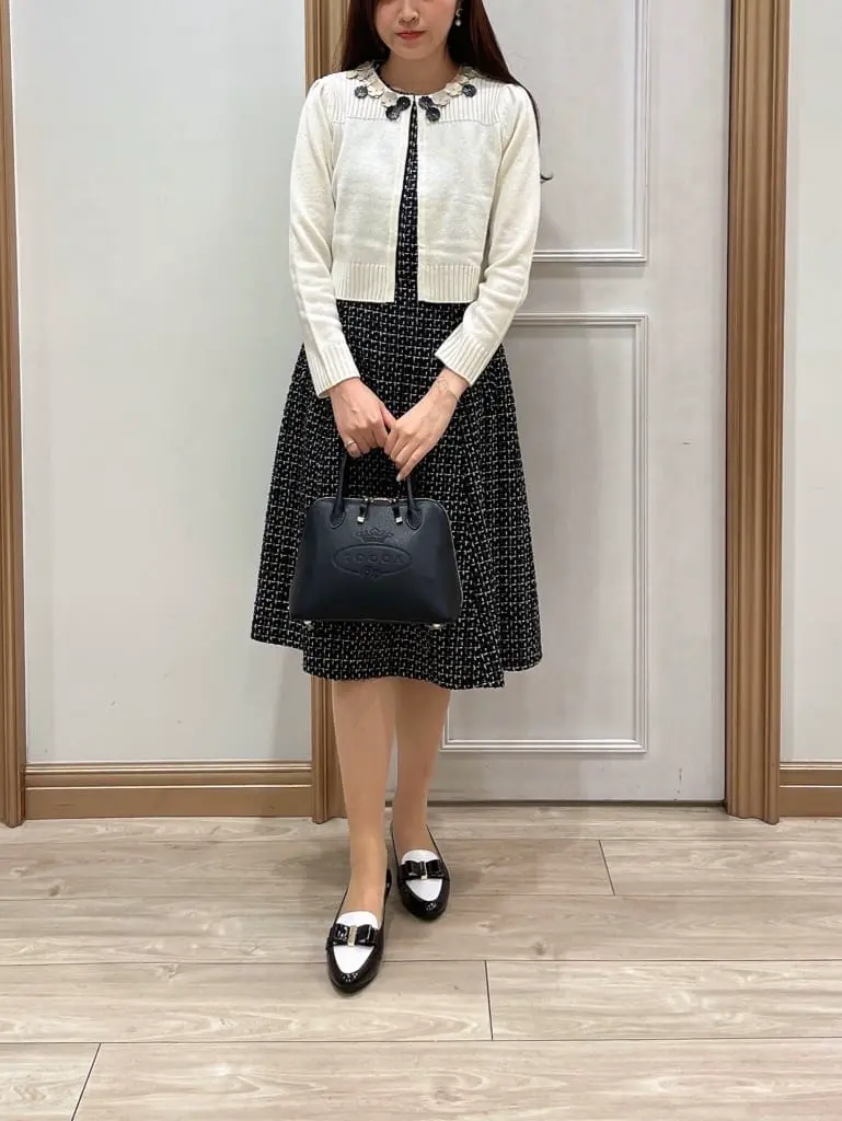  スタッフY コーディネート画像