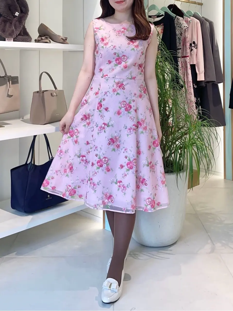 TOCCA スタッフT コーディネート画像