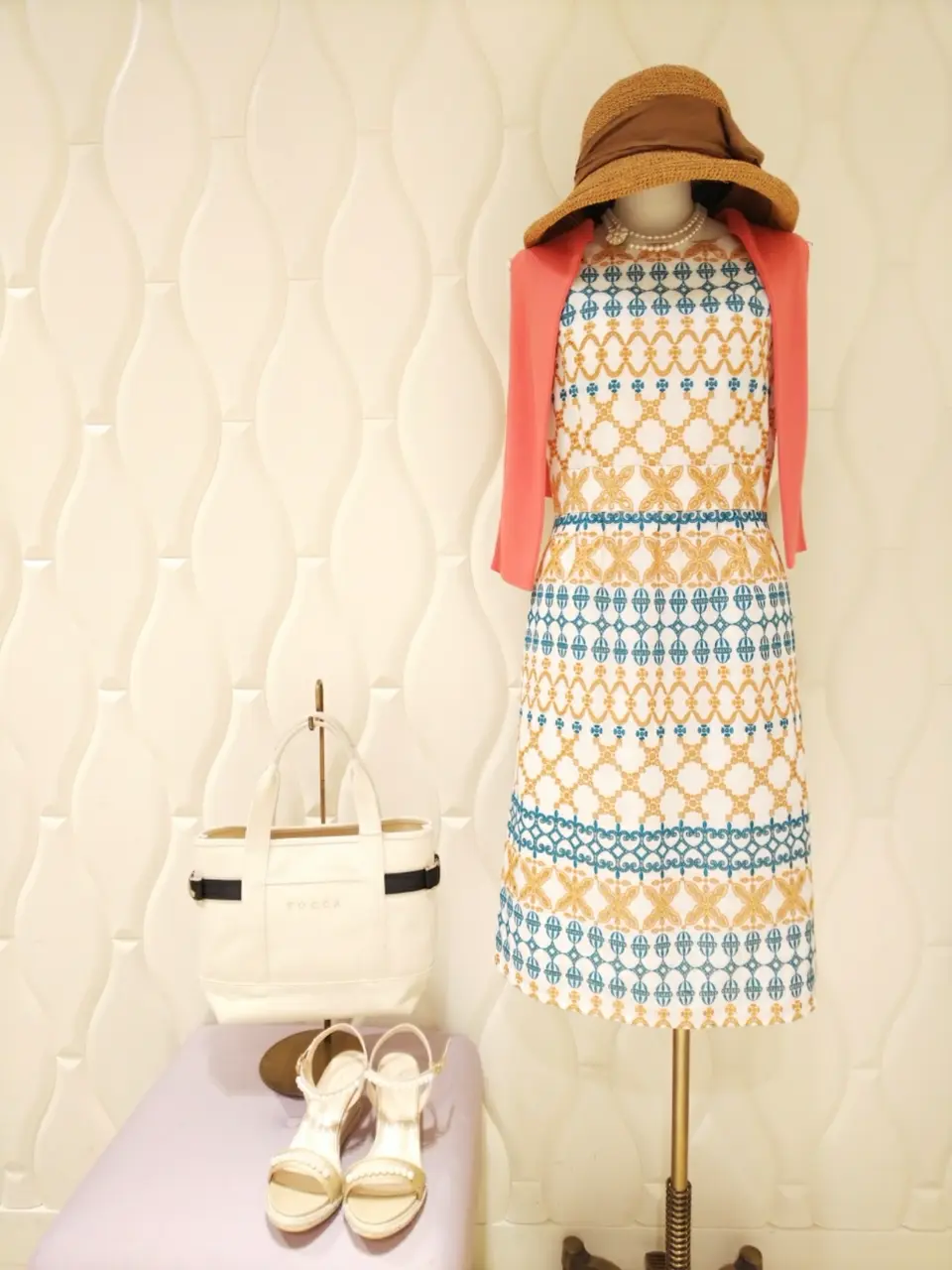  スタッフf コーディネート画像