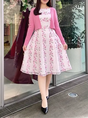 TOCCA スタッフT コーディネート画像