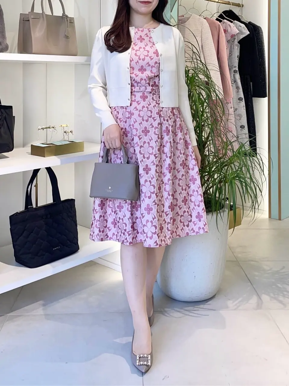 TOCCA スタッフT コーディネート画像