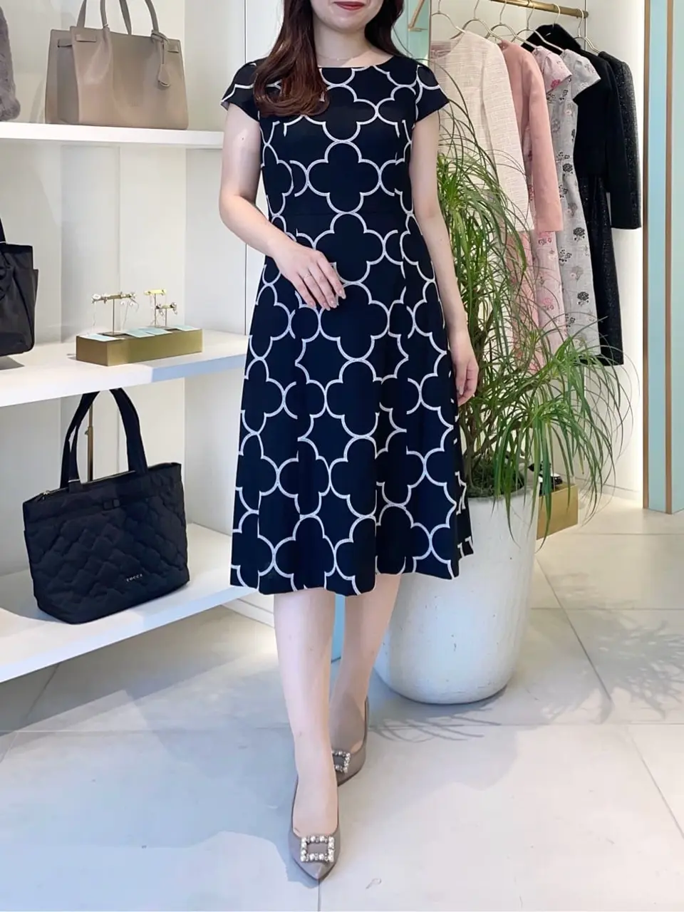 TOCCA スタッフT コーディネート画像