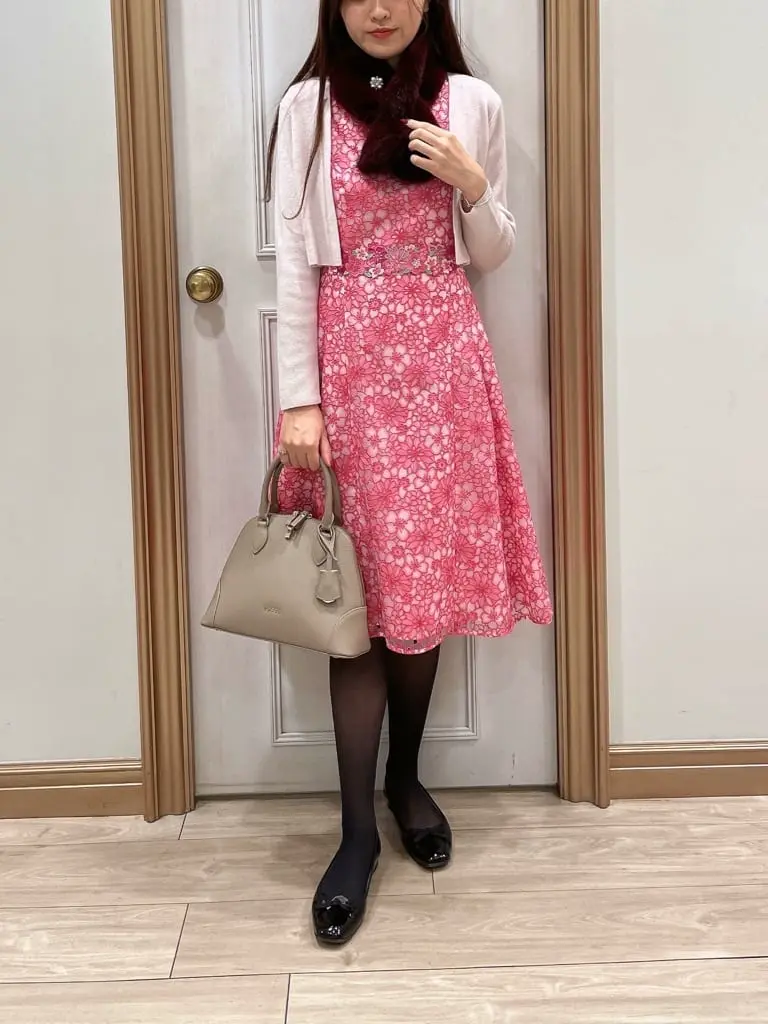  スタッフY コーディネート画像