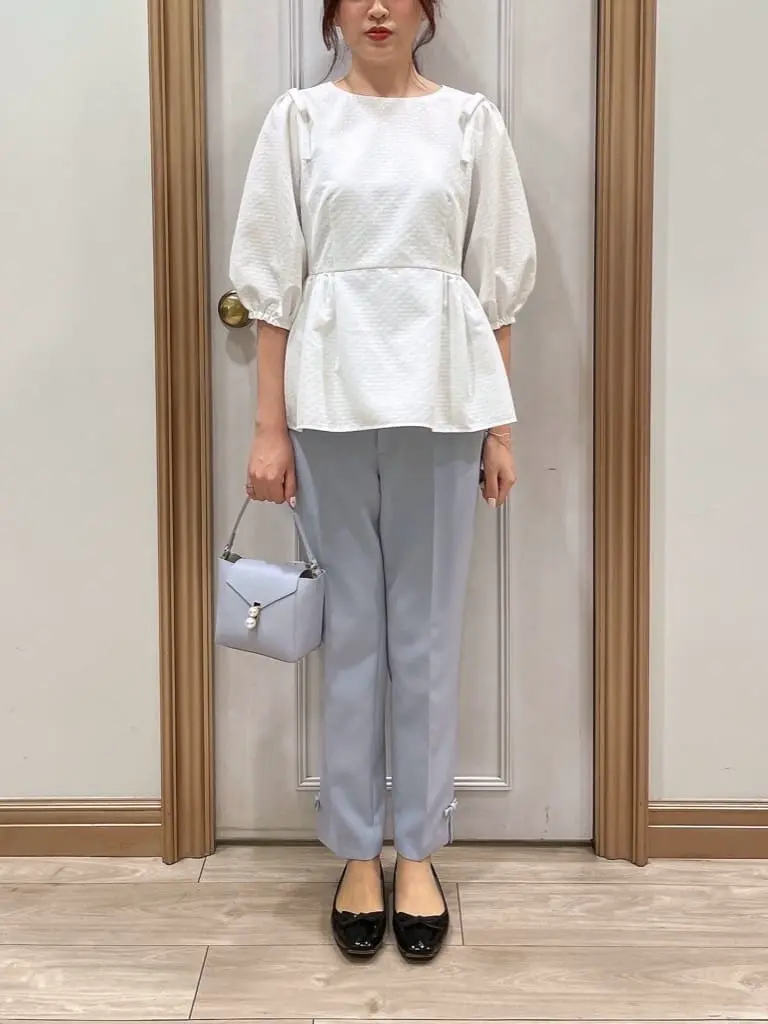  スタッフY コーディネート画像