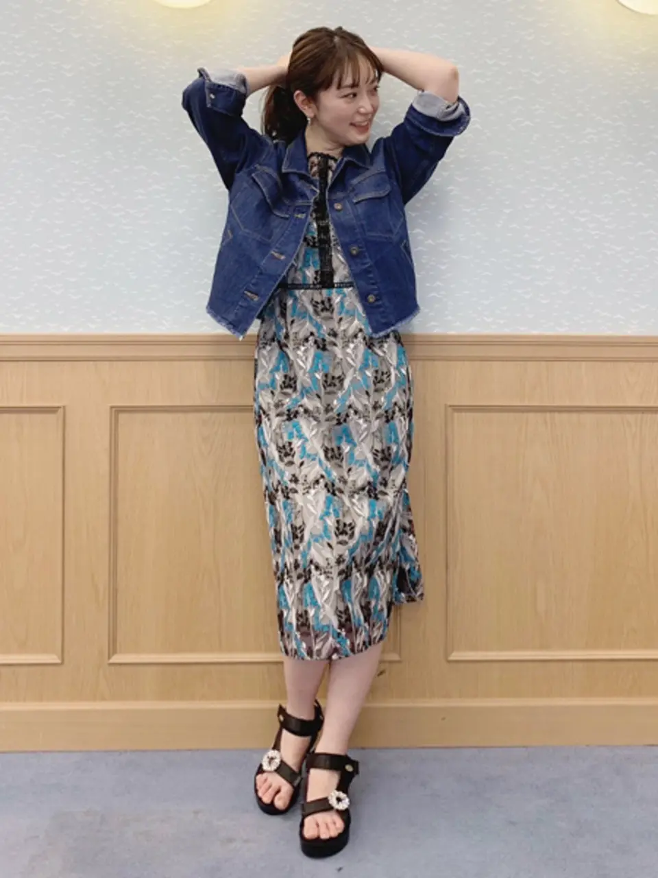  staff ai コーディネート画像