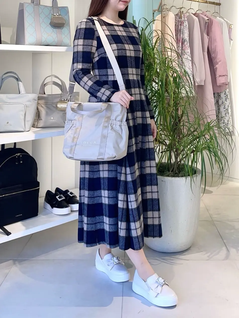 TOCCA スタッフT コーディネート画像