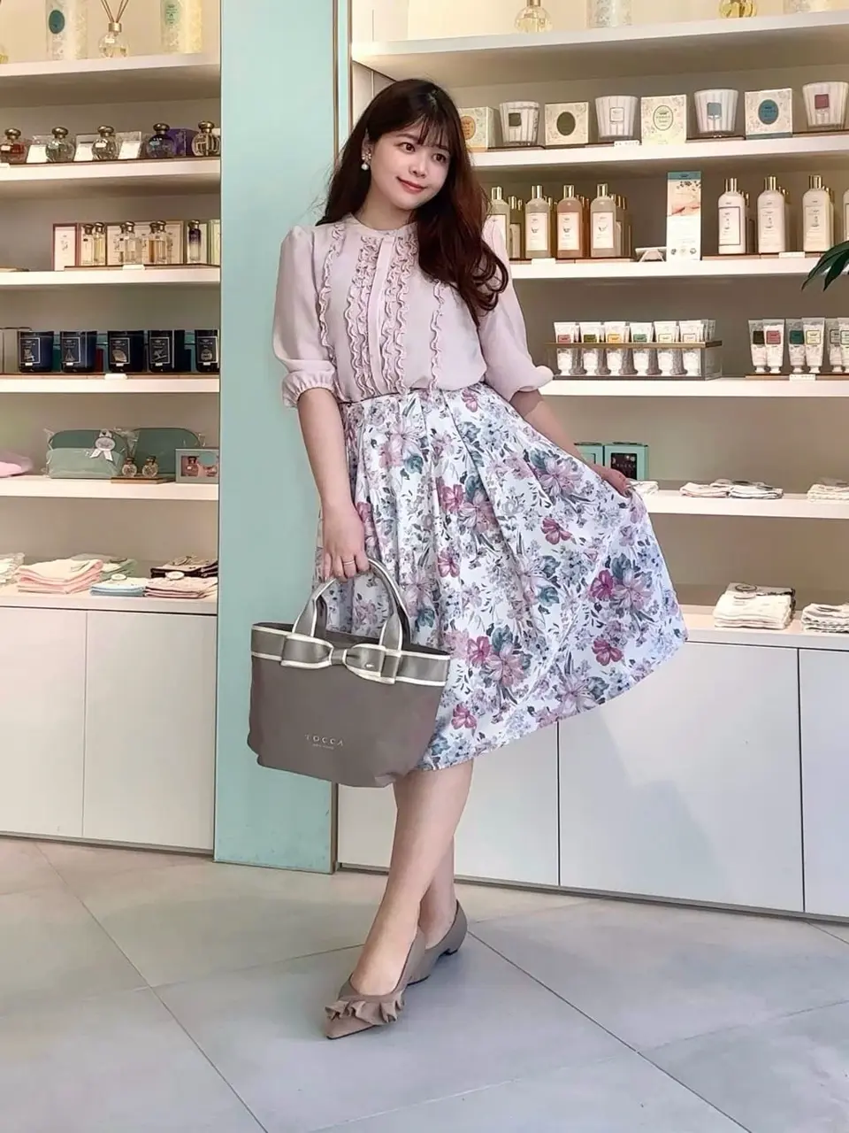 大人百花掲載】【低反発クッション】FRILL PUMPS パンプス