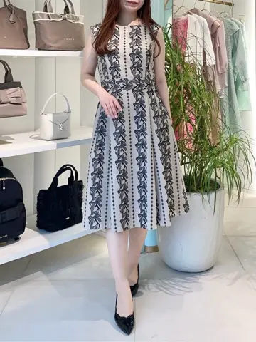 TOCCA スタッフT コーディネート画像