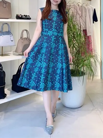 TOCCA スタッフT コーディネート画像