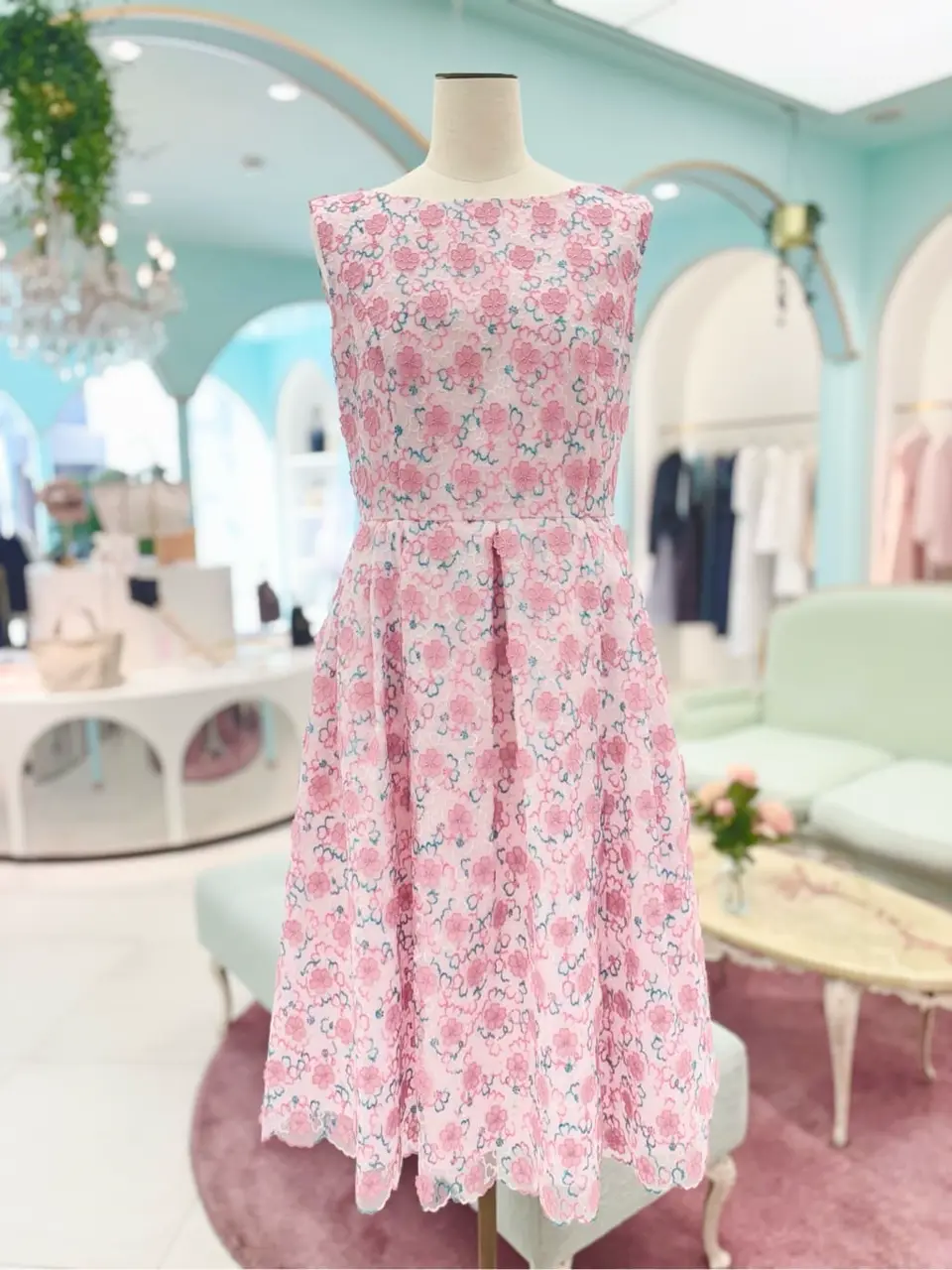 TOCCA スタッフT コーディネート画像