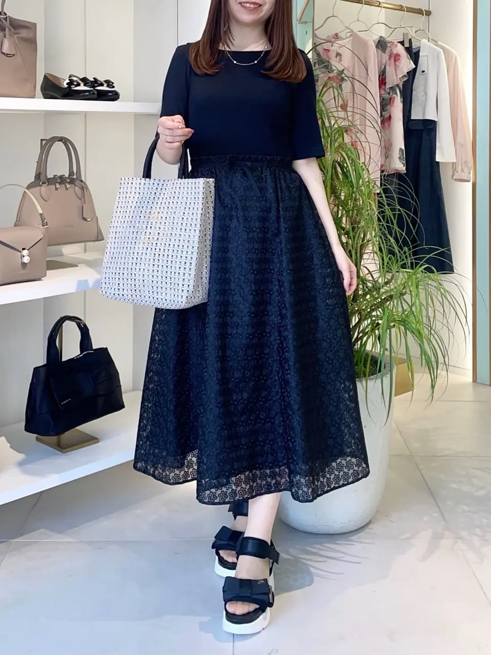 TOCCA スタッフT コーディネート画像