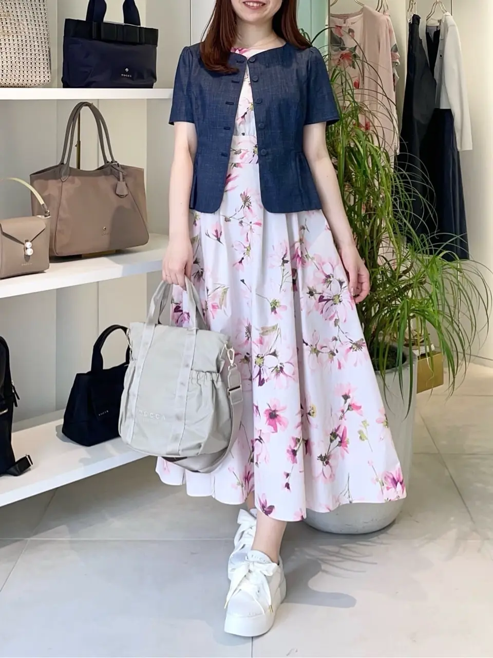 TOCCA スタッフT コーディネート画像