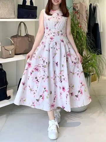 TOCCA スタッフT コーディネート画像