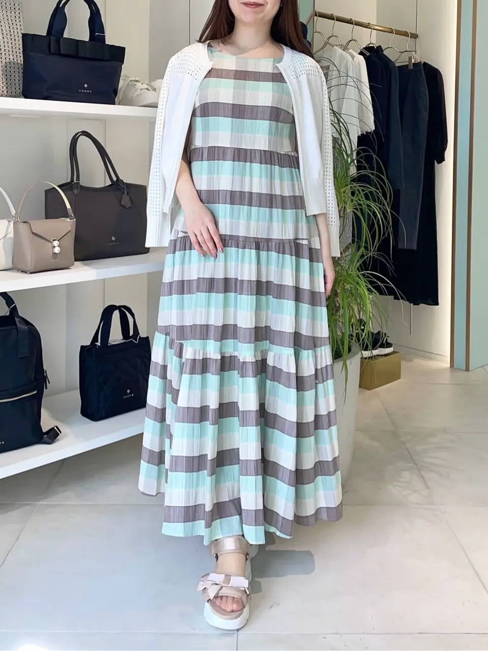 TOCCA スタッフT コーディネート画像