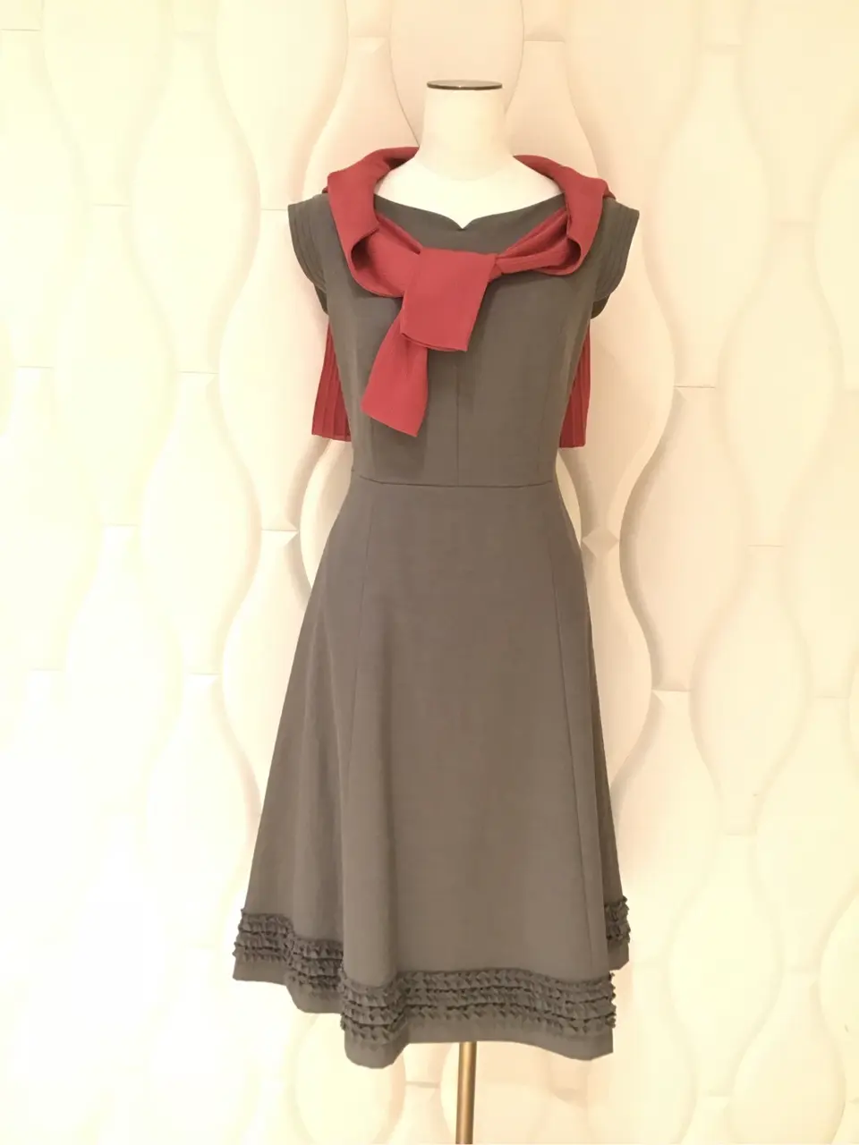  スタッフf コーディネート画像