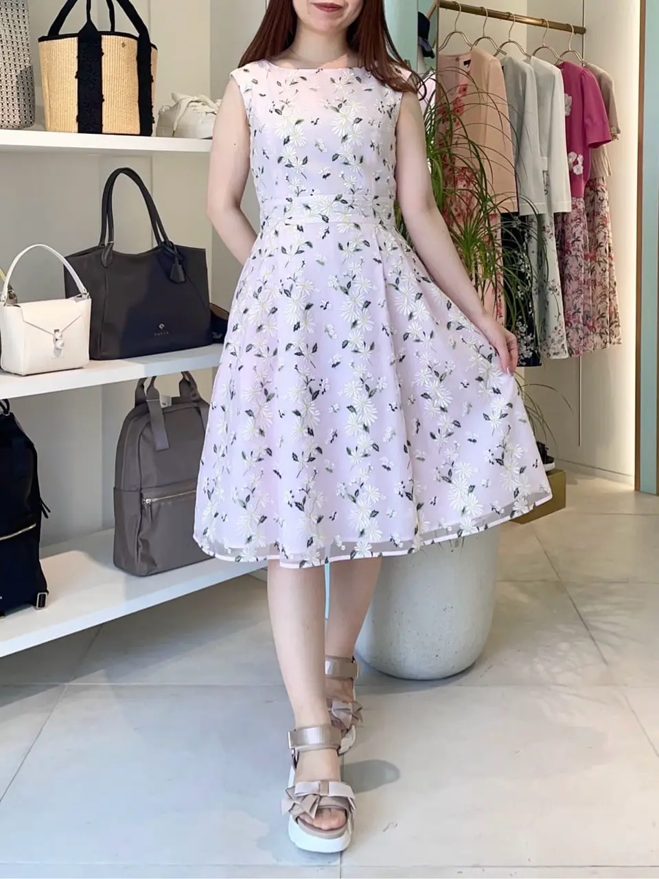 TOCCA スタッフT コーディネート画像