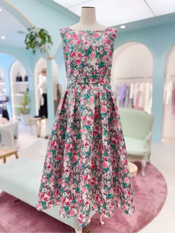 TOCCA スタッフT コーディネート画像