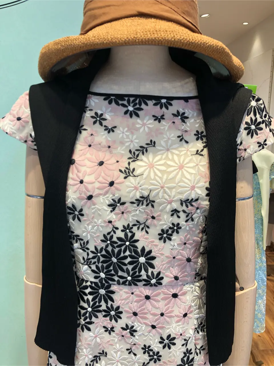 TOCCA スタッフ コーディネート画像