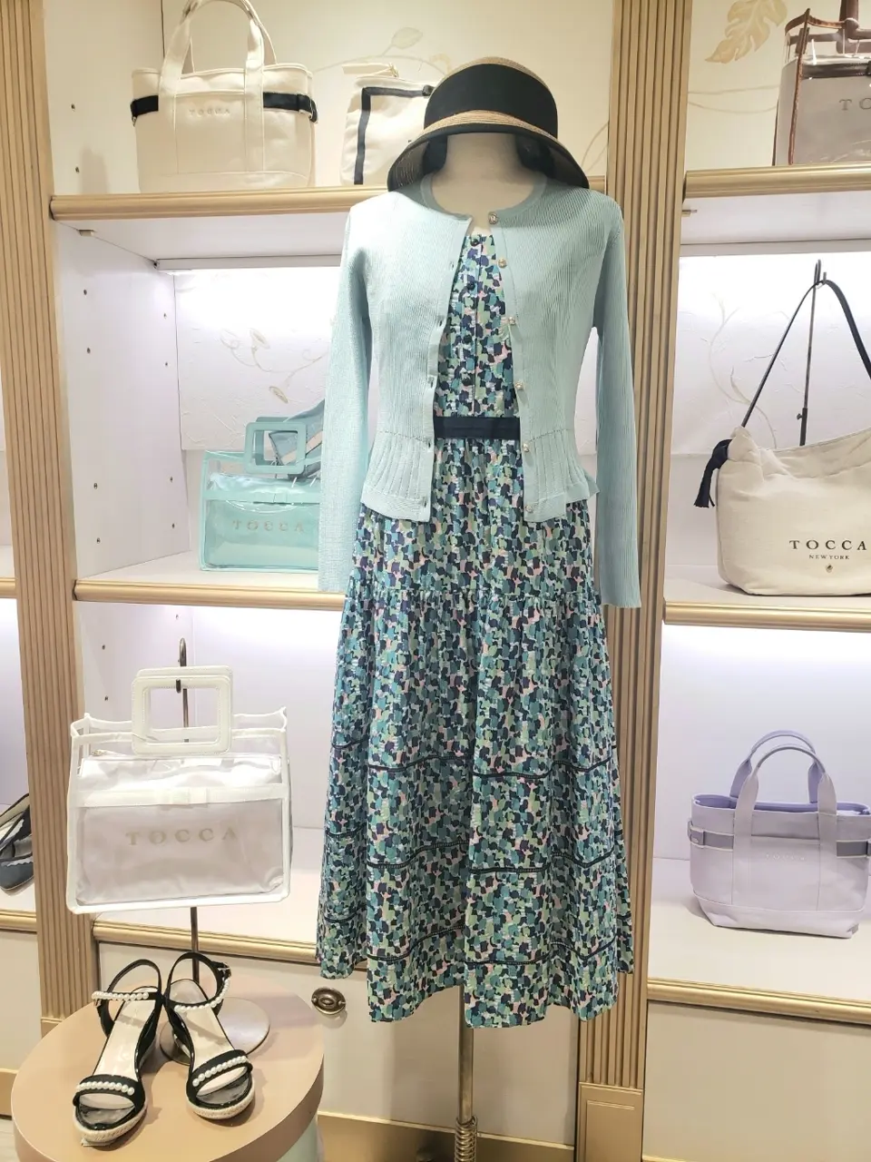  スタッフＳ コーディネート画像