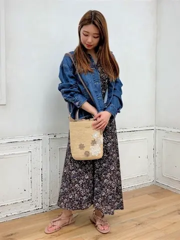 TOCCA スタッフ akari コーディネート画像