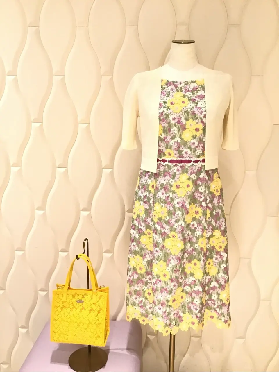  スタッフf コーディネート画像