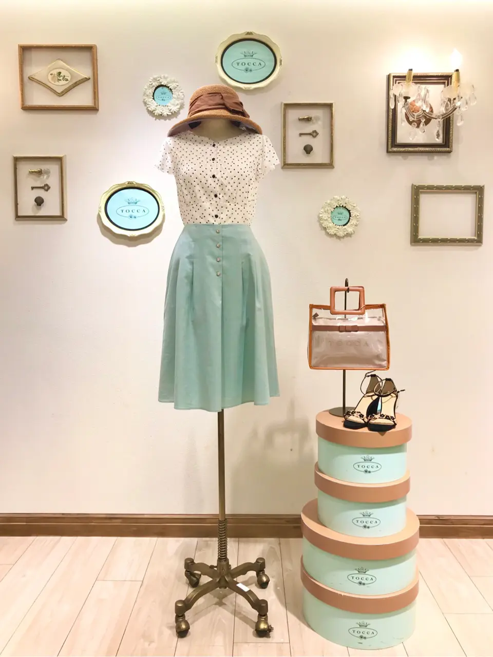  スタッフT コーディネート画像