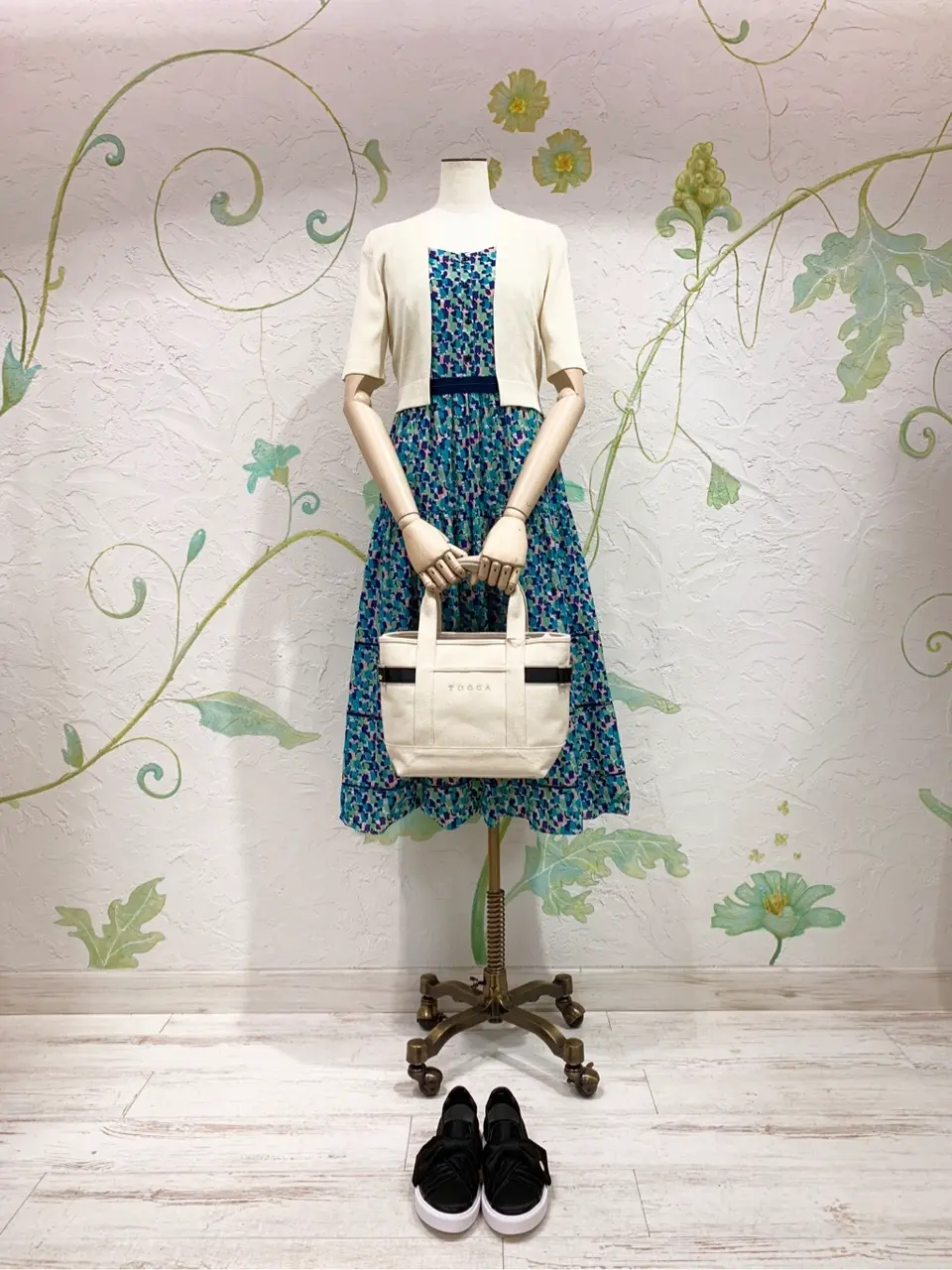  スタッフ コーディネート画像