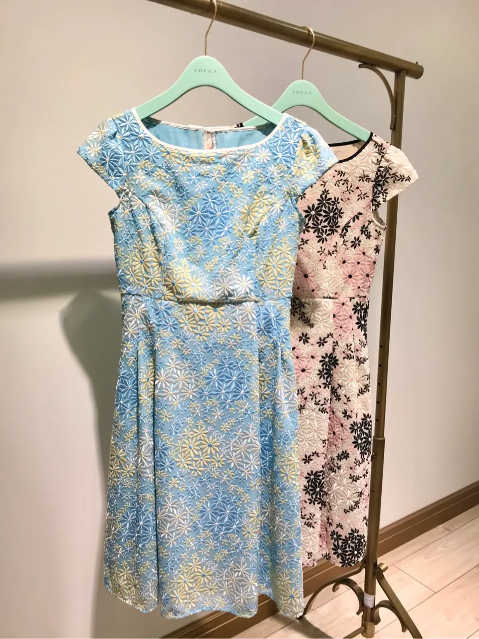 TOCCA スタッフT コーディネート画像