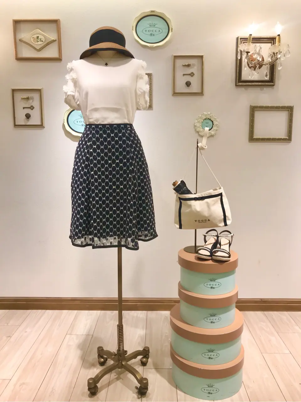  スタッフT コーディネート画像