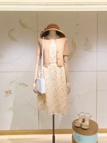 TOCCA スタッフM コーディネート画像