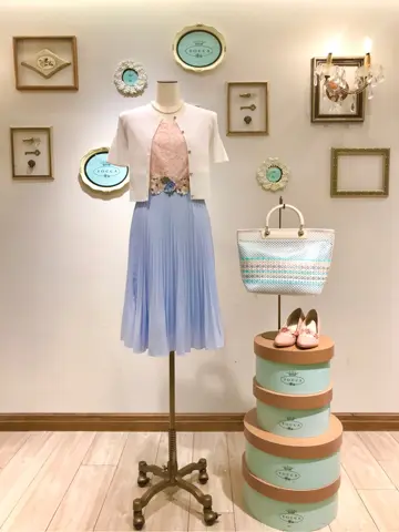 TOCCA スタッフT コーディネート画像