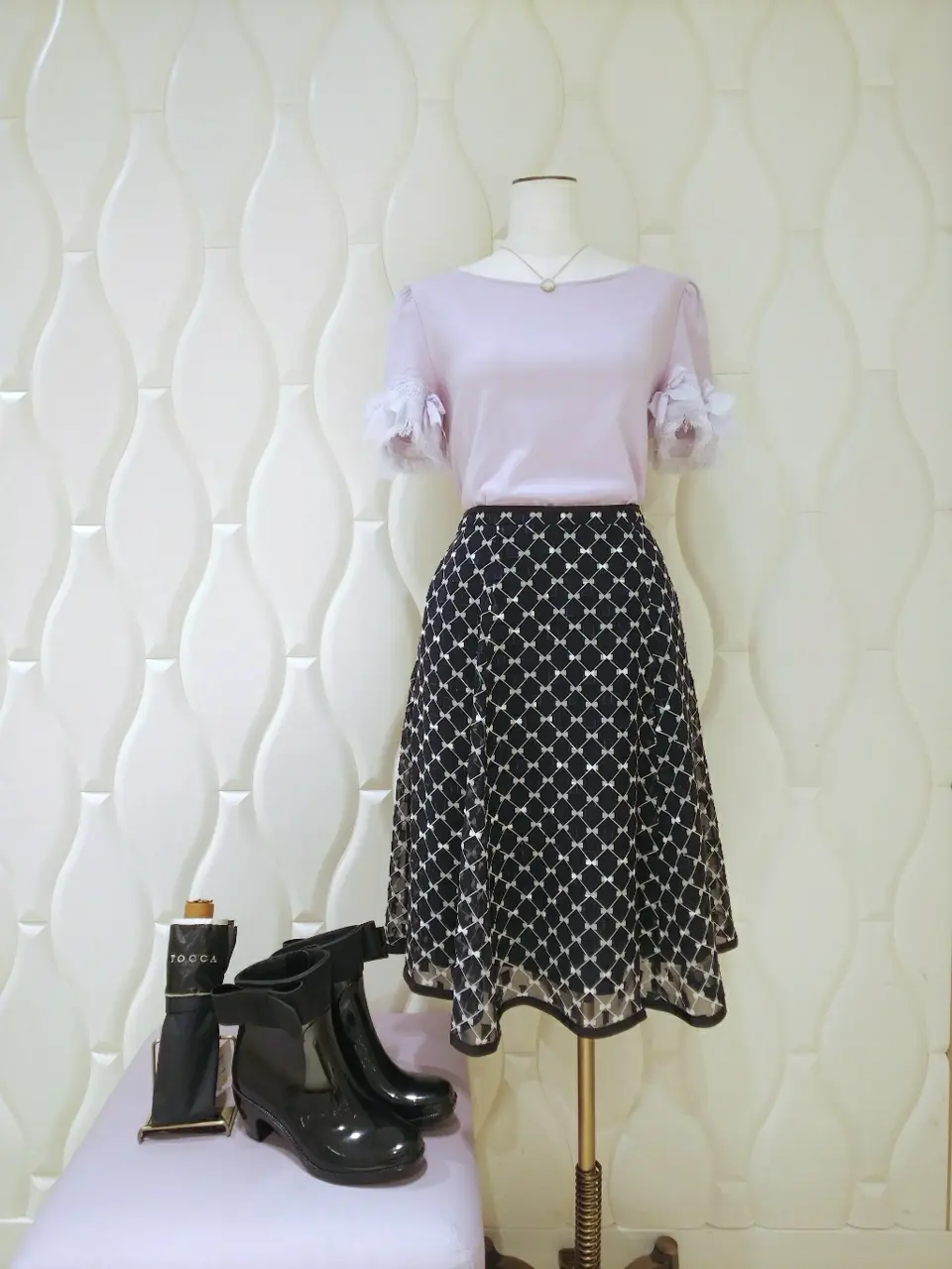  スタッフf コーディネート画像